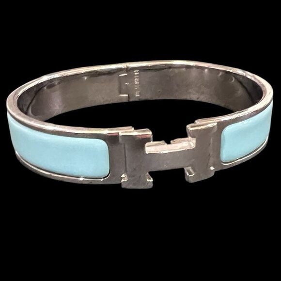 HERMES
Enamel Narrow Clic Clac H Bracelet PM Mint - Picture 3 of 5